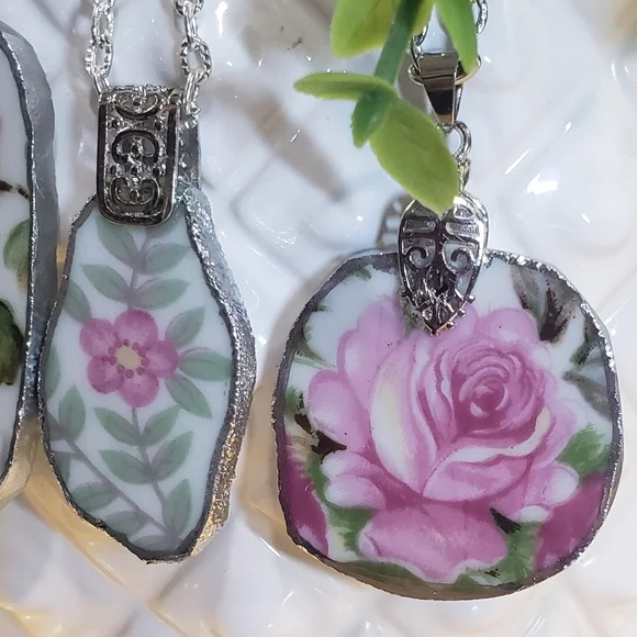 Handmade Pendant - Picture 6 of 8